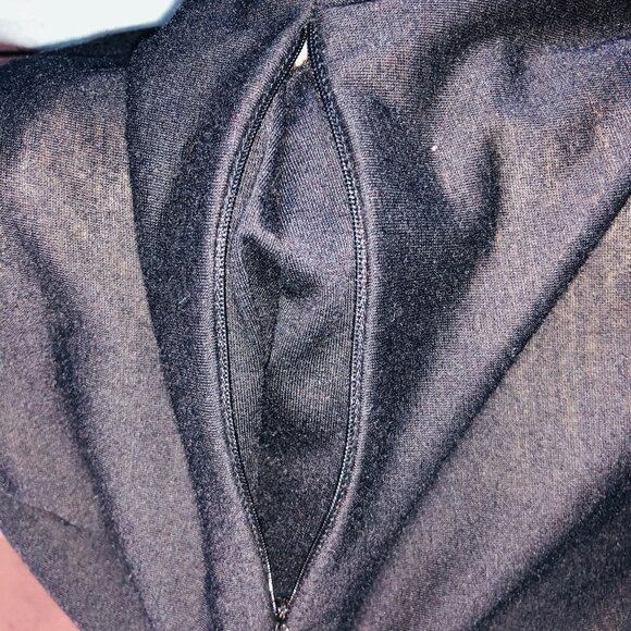 2 Chic Womens One Size Tan Black Infinity Scarf Accessory Reversible Pocket New - Picture 7 of 7